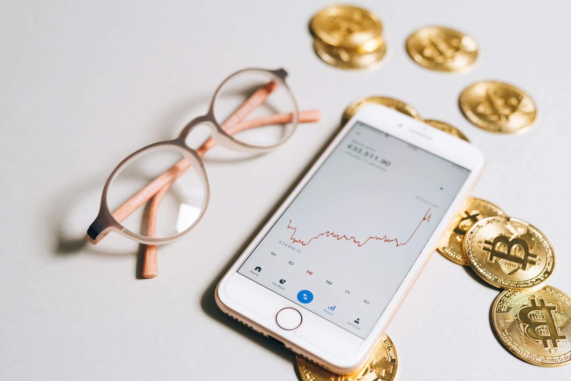 How To Build Wealth in Your 20s