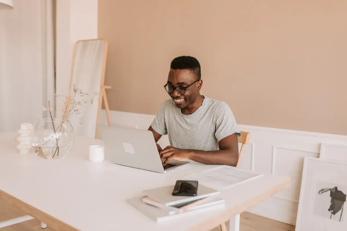 How To Start Freelancing With No Experience: A Complete Step-by-Step Guide