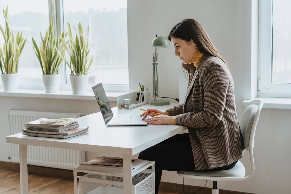 How To Change Careers At 30 With No Experience: A Complete Step-by-Step Guide
