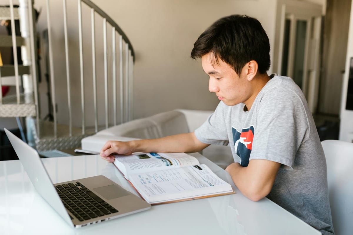 Free Ai Tools For Students To Study: A Complete Guide